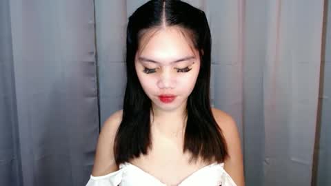 Andrea online show from June 2026 10:35:02 PM