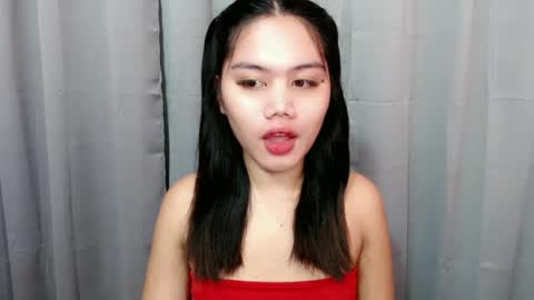 Andrea online show from June 2026 10:01:02 PM