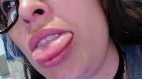 alexandrasaen online show from July 2026 11:33:02 PM