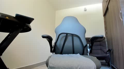 Snapshot of alexandro_king chatting on December 2024 06:50:01 PM ALEX online show from December 2024 06:50:01 PM