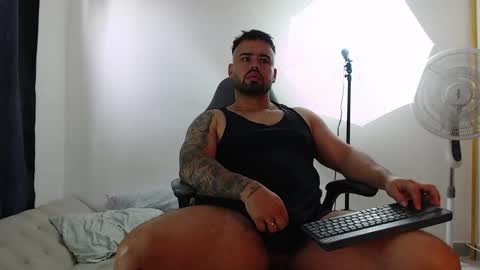 Snapshot of alexandro_king chatting on February 2026 03:42:01 PM ALEX online show from February 2026 03:42:01 PM