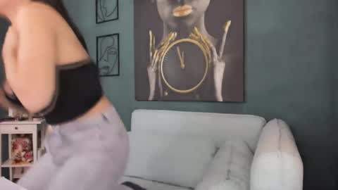 AlexaNikole online show from April 2026 07:31:01 AM