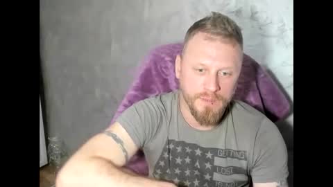 Snapshot of alexboy2022 chatting on May 2026 06:46:02 PM onlyfans..alexyno2022 online show from May 2026 06:46:02 PM
