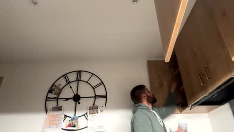 alexcana10 online show from October 2025 06:31:02 PM