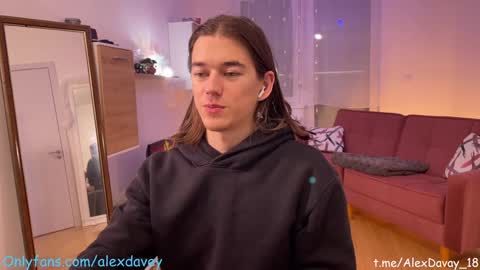           online show from January 2025 07:13:02 PM