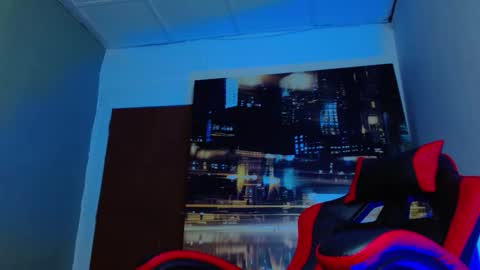 alexgiraldo__ online show from March 2026 12:16:02 PM