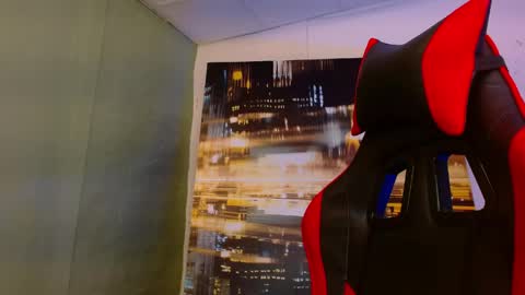 alexgiraldo__ online show from May 2026 01:18:01 PM