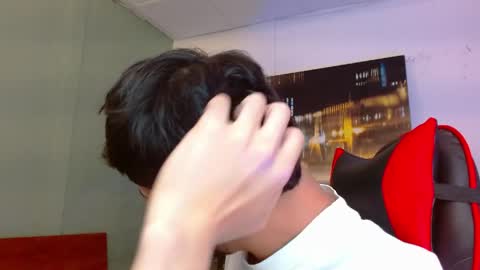 alexgiraldo__ online show from June 2026 02:14:02 AM