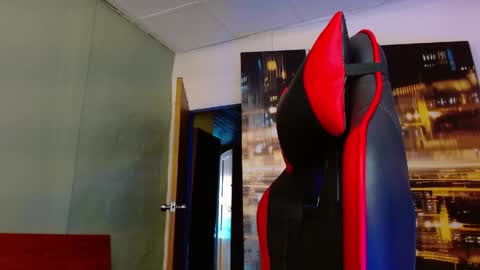 alexgiraldo__ online show from June 2026 02:19:02 PM