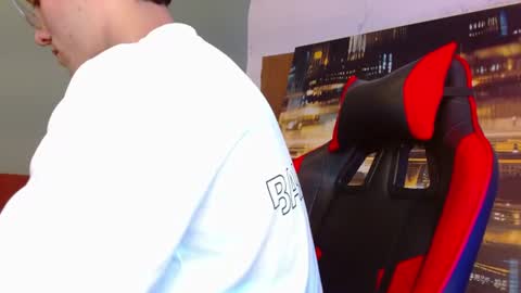 alexgiraldo__ online show from June 2026 02:03:02 AM