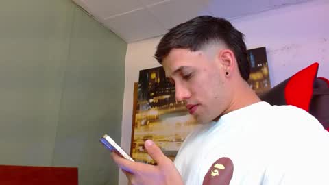 alexgiraldo__ online show from June 2026 02:00:01 AM