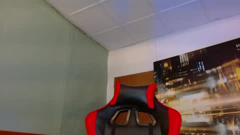alexgiraldo__ online show from July 2026 01:14:01 AM
