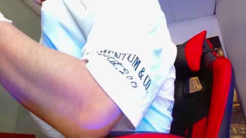 alexgiraldo__ online show from July 2026 02:37:01 PM