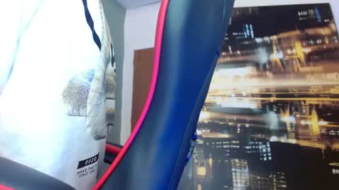 alexgiraldo__ online show from July 2026 02:40:01 AM