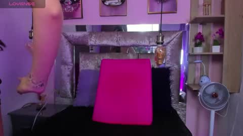 alexia frox online show from July 2026 03:43:01 PM
