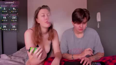 Alexia online show from October 2025 04:02:01 PM