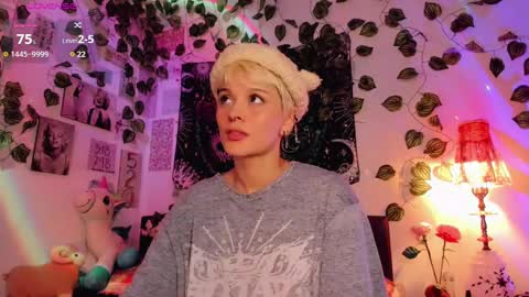 Alex online show from February 2025 07:10:02 PM