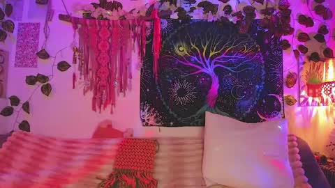Snapshot of alexiafisher_ chatting on May 2026 01:44:01 AM Alex online show from May 2026 01:44:01 AM