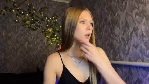 Alexia online show from June 2026 12:14:02 PM