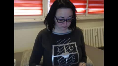 alexie33 online show from April 2026 11:41:01 AM