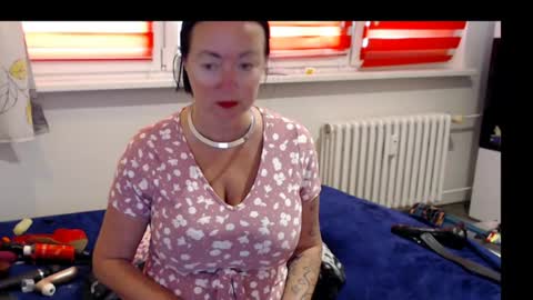 alexie33 online show from July 2026 11:25:01 AM