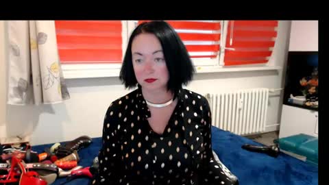 alexie33 online show from July 2026 10:51:01 AM