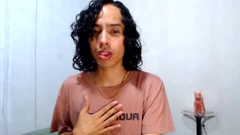 Alexis online show from April 2026 08:36:02 PM