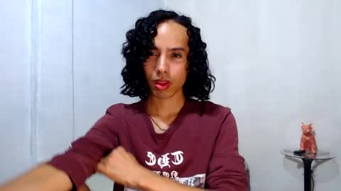 Alexis online show from May 2026 08:37:01 PM