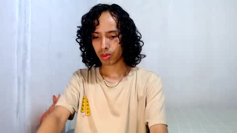 Alexis online show from May 2026 02:12:01 PM