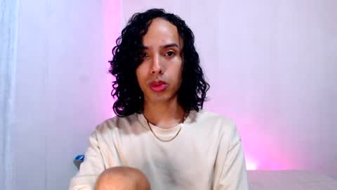 Alexis online show from June 2026 09:25:01 AM