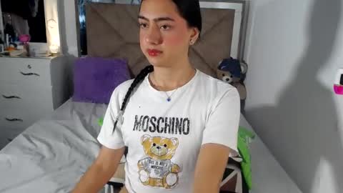 -- ALEXIS -- online show from June 2026 01:26:02 AM