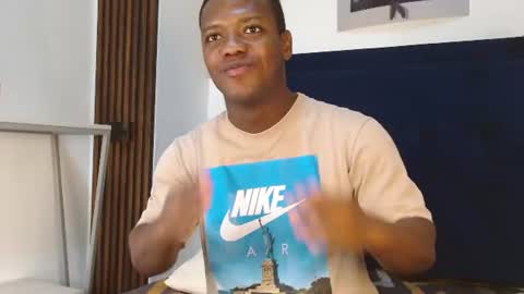 Alexis Fernandez online show from July 2026 07:34:02 PM
