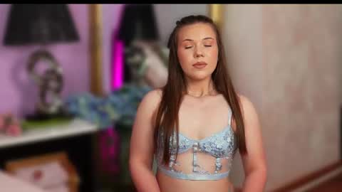 Alexis online show from June 2026 05:37:01 PM