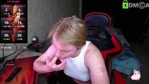 Snapshot of alexis_gordon chatting on October 2025 05:46:01 PM Alexis online show from October 2025 05:46:01 PM