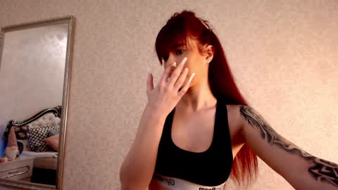 Alexis online show from December 2024 06:42:02 PM