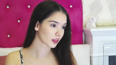alexisdevine online show from April 2026 04:24:02 AM