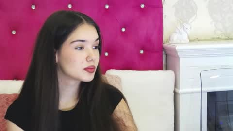 alexisdevine online show from May 2026 04:19:01 AM