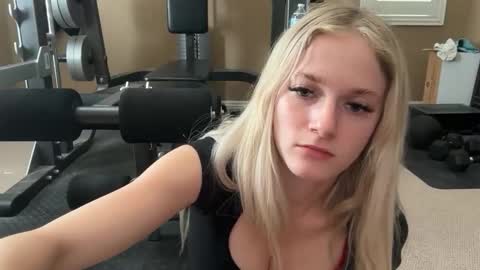 alexispaige06 online show from May 2026 05:54:02 PM