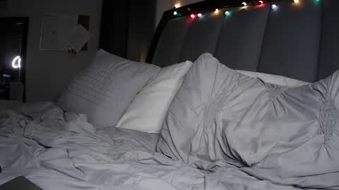 Snapshot of alexisrose517 chatting on December 2024 03:03:01 AM Alexis Rose online show from December 2024 03:03:01 AM