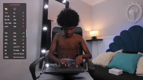 Alex Jaccob online show from October 2025 01:31:02 PM