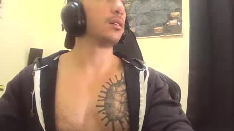 Alexxx online show from December 2025 04:11:01 PM