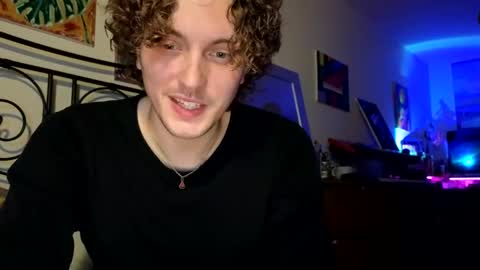 Snapshot of alexrhodesxxx chatting on December 2024 02:01:01 PM Alex online show from December 2024 02:01:01 PM