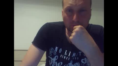 Alex online show from May 2026 08:27:01 PM