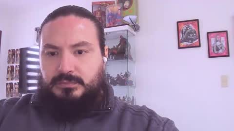 Snapshot of alextambet chatting on January 2025 03:16:02 PM alextambet online show from January 2025 03:16:02 PM