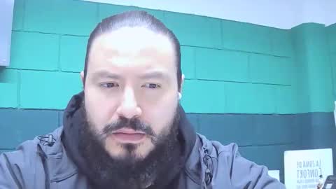 Snapshot of alextambet chatting on December 2025 01:27:01 PM alextambet online show from December 2025 01:27:01 PM