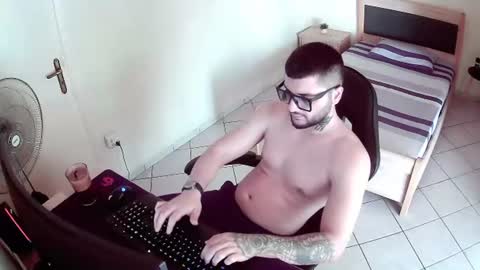 alexthepro00 online show from July 2026 11:28:01 AM