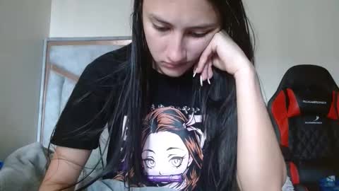 alex y luisa online show from April 2026 04:33:02 PM