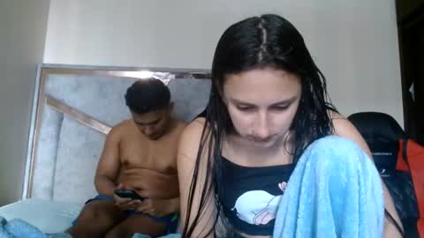 Snapshot of alexvsluisa chatting on June 2026 03:37:02 PM alex y luisa online show from June 2026 03:37:02 PM