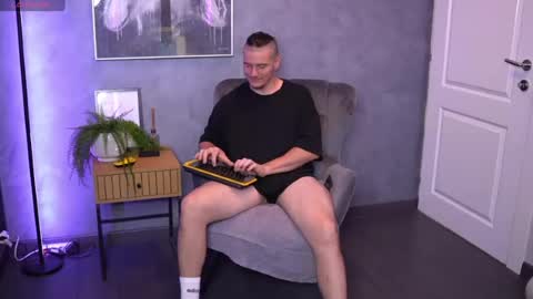 Alex online show from July 2026 06:11:02 AM