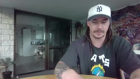 Alex online show from April 2026 04:26:01 AM